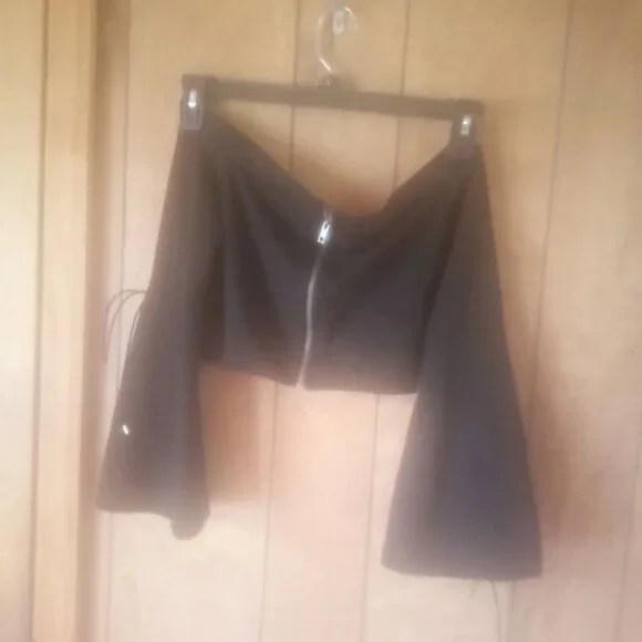 SEEK Women's Black Long Sleeve Split Sleeve Crop Top Size M - Picture 5 of 5